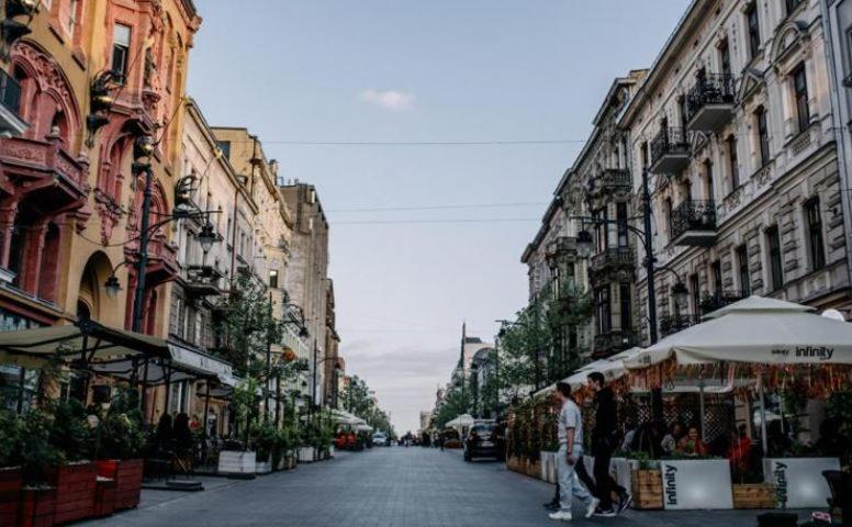 ウッチPiotrkowska Mainstreet & Secureアパートメント エクステリア 写真